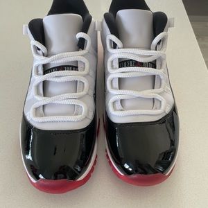 Jordan 11 Retro Low | Concord Bred